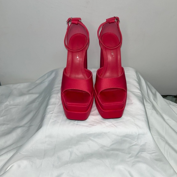 Public Desire Hot Pink Platform Barbie Inspired 70’s Retro Sexy Heel size UK 4 - Picture 8 of 12